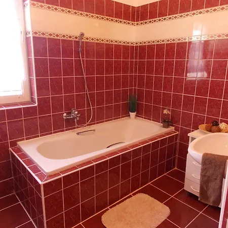 Eden Apartmanhaz Lejlighed