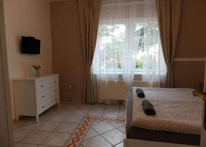 Eden Apartmanhaz Апартаменты Балатонфюред