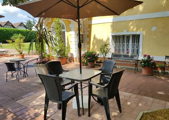 Eden Villa - Family Apartmanok *